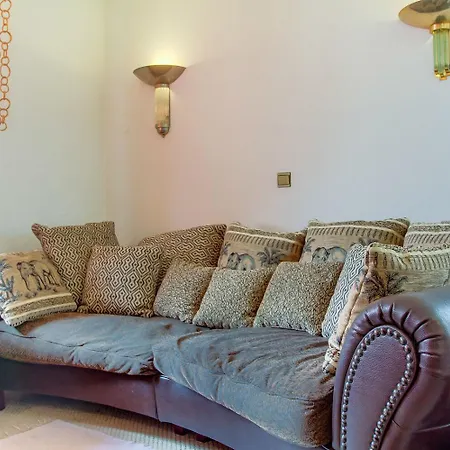 Eli مالي لوشينغْ