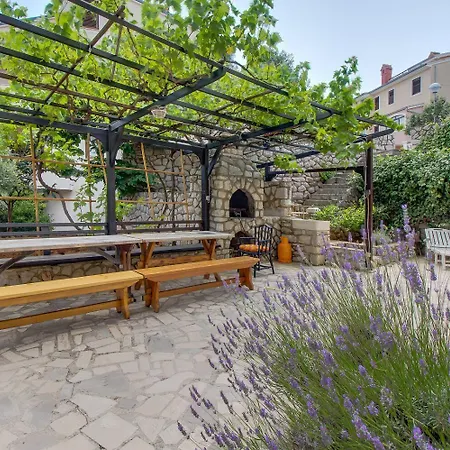 Eli * مالي لوشينغْ