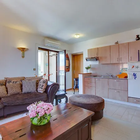 Eli Apartamento