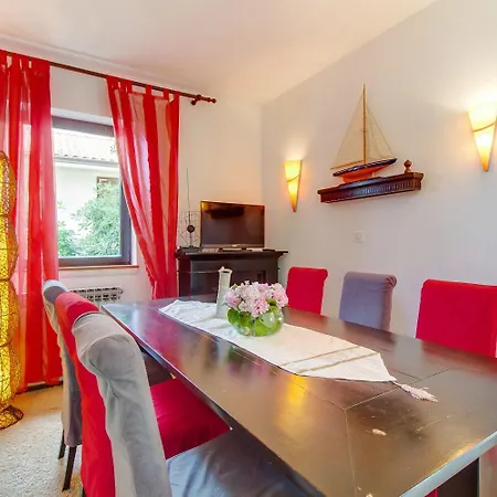Apartamento Eli *